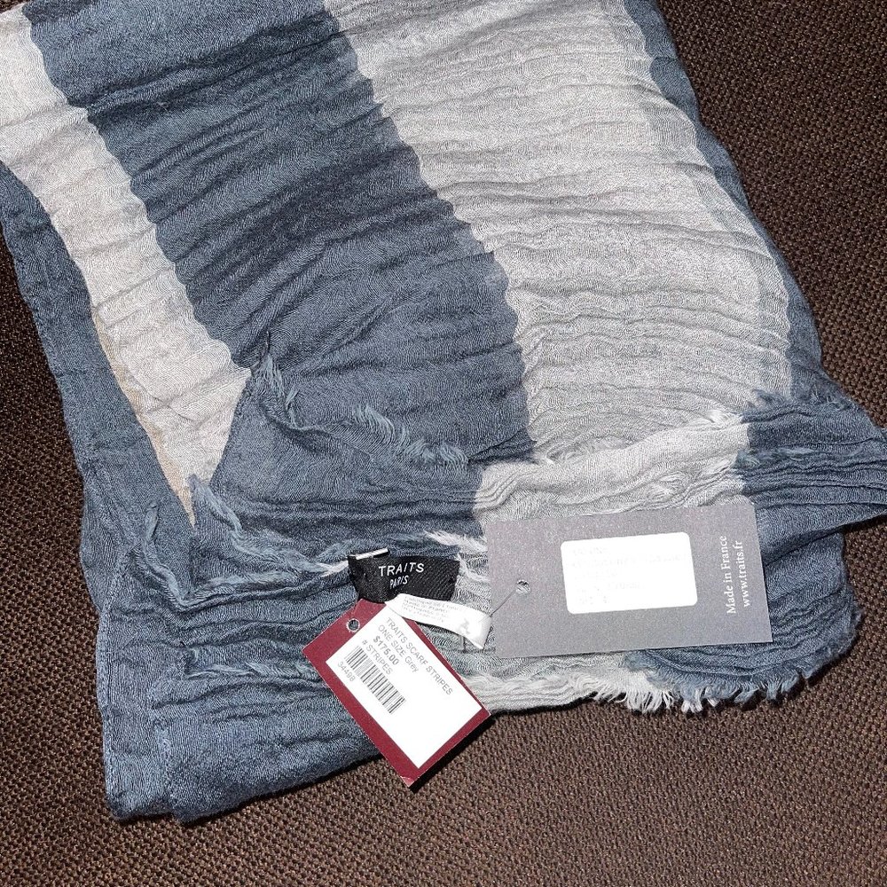 TRAITS paris scarf